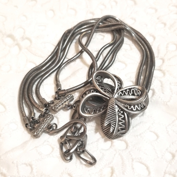 OSCAR DE LA RENTA VTG Bow Motif Necklace - Picture 5 of 7